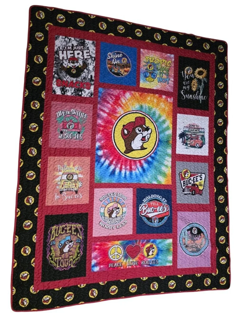 Buc-ees Blanket Quilted Quilt Throw 86 x 68 Bucees Red Patchwork Tie Dye